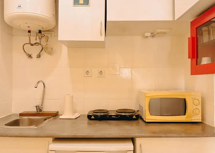 Charming Local Flat Near Sao Bento Palace Апартаменты