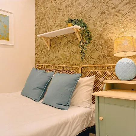 شقة Charming Local Flat Near Sao Bento Palace *